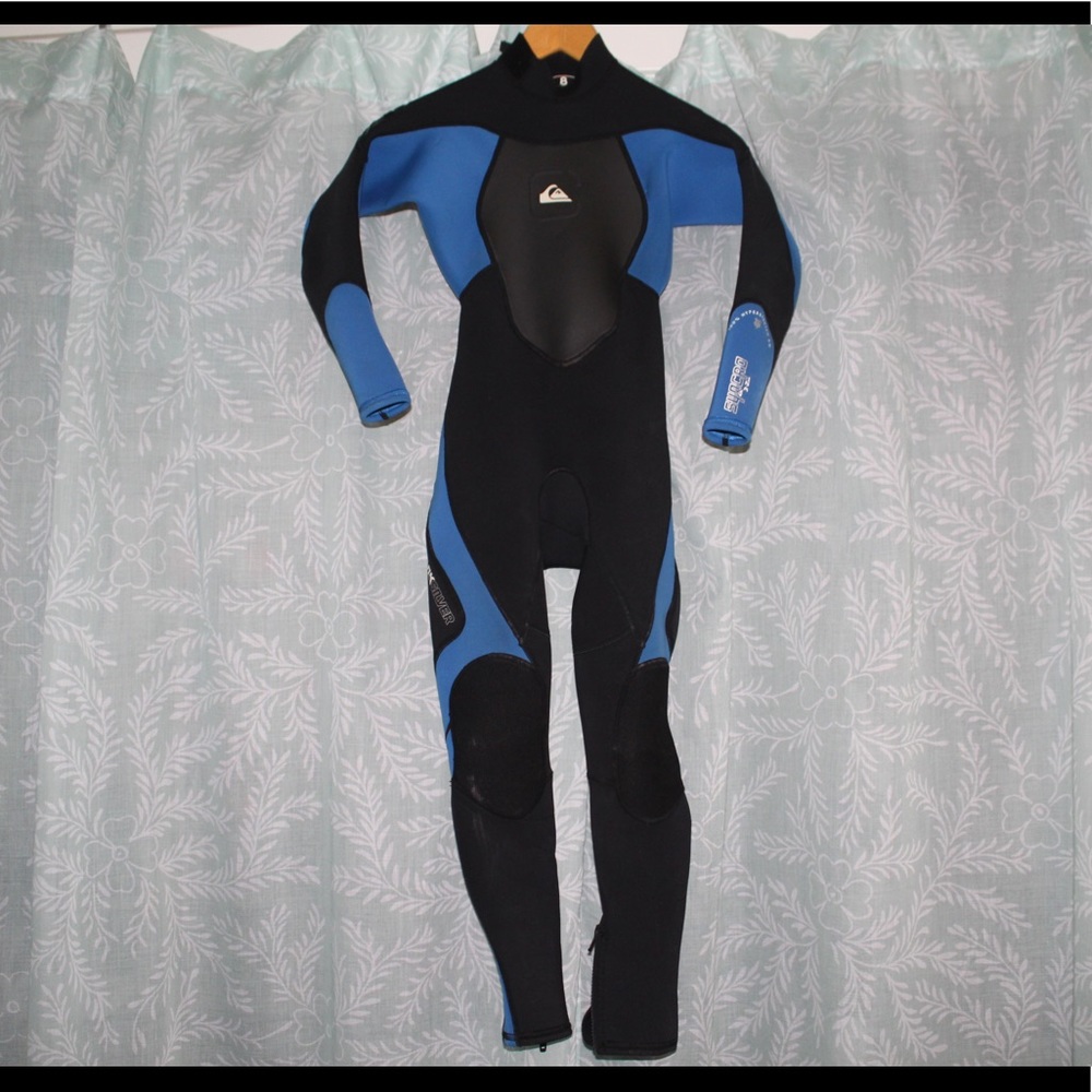 KIDS QUICKSILVER WETSUIT!